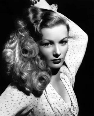 Veronica Lake height profile photo