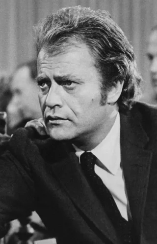 Vic Morrow height profile photo
