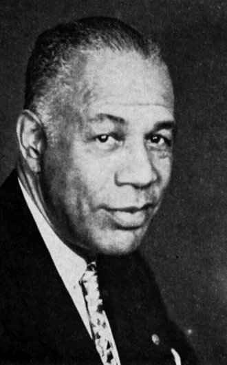 Victor Hugo Green height profile photo