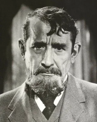Victor Jory height profile photo