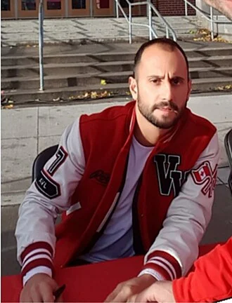 Víctor Vázquez (footballer, born 1987) height profile photo