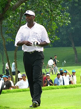 Vijay Singh height profile photo