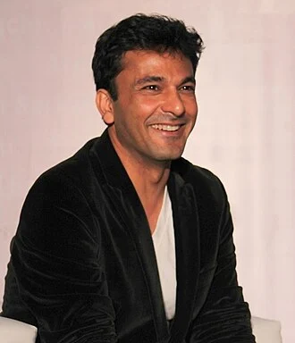 Vikas Khanna height profile photo