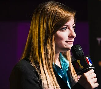 VikkiKitty height profile photo