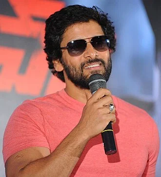 Vikram (actor) height profile photo