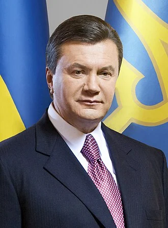 Viktor Yanukovych height profile photo