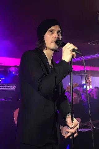 Ville Valo height profile photo