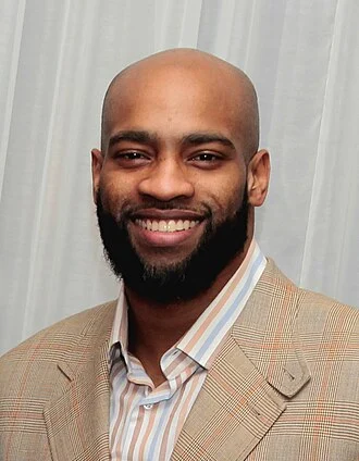 Vince Carter height profile photo
