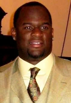 Vince Young height profile photo