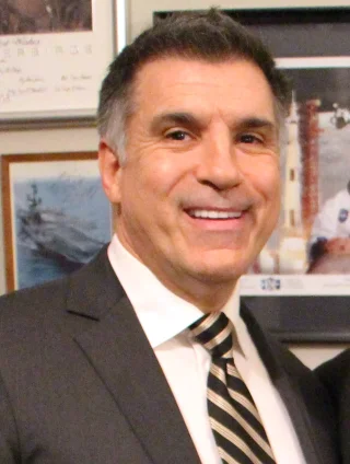 Vincent Viola height profile photo