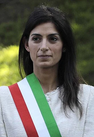 Virginia Raggi height profile photo