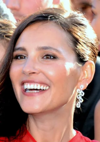 Virginie Ledoyen height profile photo