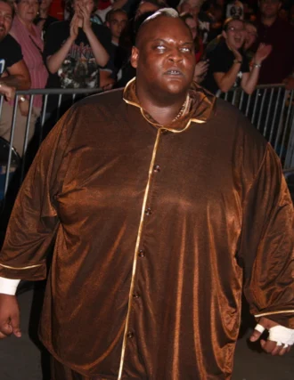 Viscera (wrestler) height profile photo