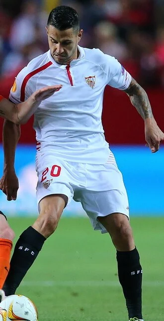 Vitolo (footballer, born 1989) height profile photo