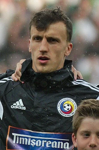 Vlad Chiricheș height profile photo