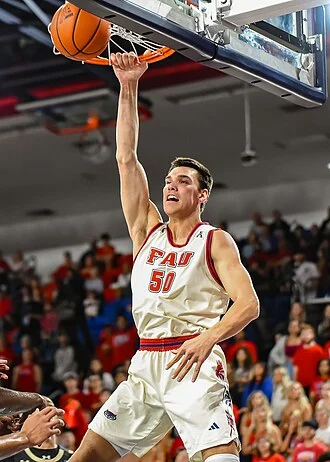 Vladislav Goldin height profile photo