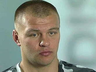 Vyacheslav Glazkov height profile photo