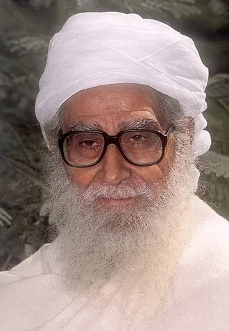 Wahiduddin Khan height profile photo