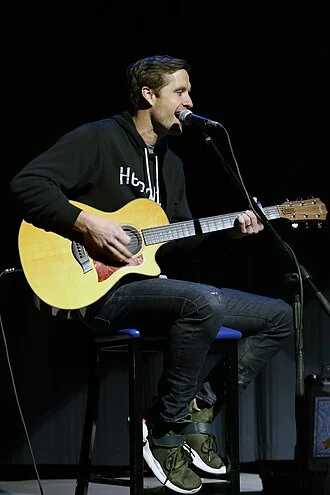 Walker Hayes height profile photo