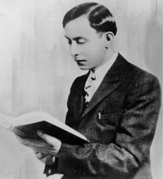 Wallace Fard Muhammad height profile photo