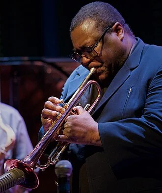 Wallace Roney height profile photo