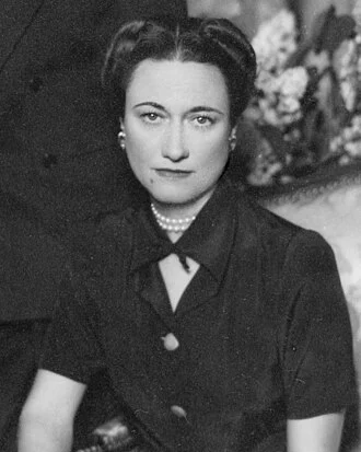Wallis Simpson height profile photo
