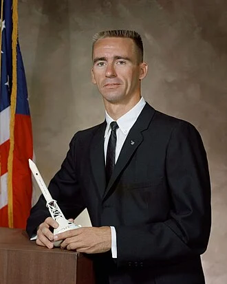 Walter Cunningham height profile photo