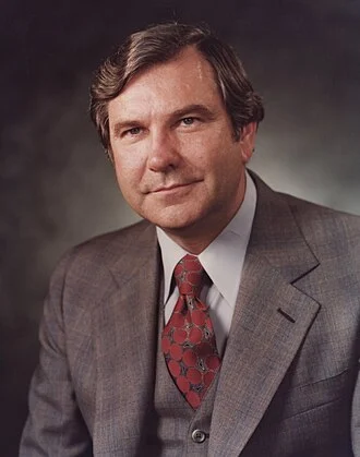 Walter Dee Huddleston height profile photo