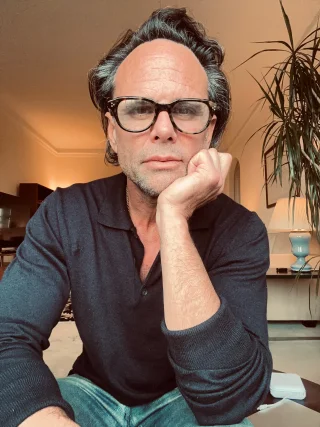 Walton Goggins height profile photo