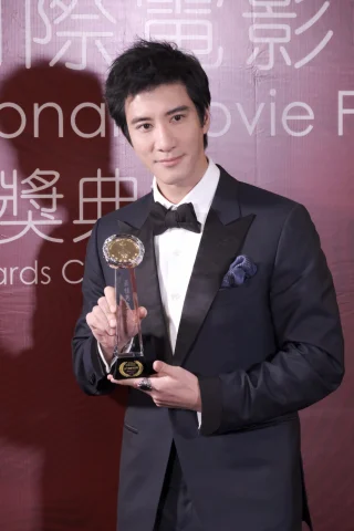 Wang Leehom height profile photo