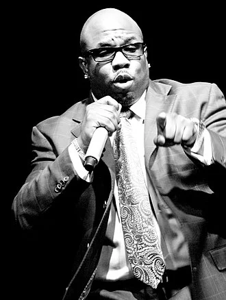 Wanya Morris height profile photo