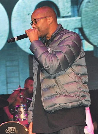 Warren G height profile photo
