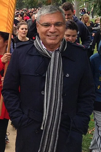 Warren Mundine height profile photo