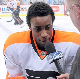 Wayne Simmonds height profile photo
