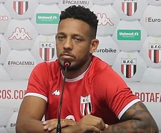 Wellington (footballer, born 1988) height profile photo
