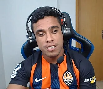 Wendell Lira height profile photo