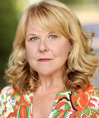 Wendi Peters height profile photo