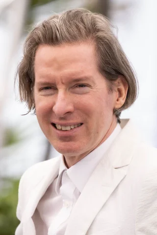 Wes Anderson height profile photo