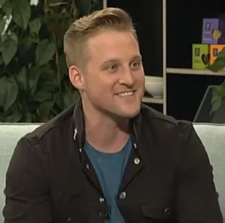 Wes Barker height profile photo