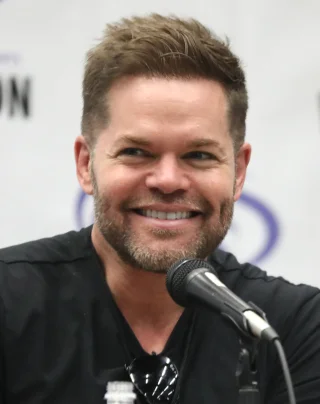 Wes Chatham height profile photo