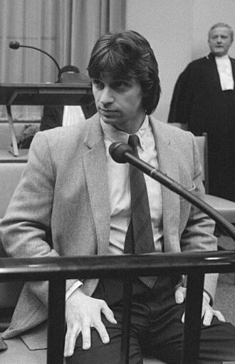 Willem Holleeder height profile photo
