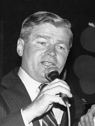 William Bulger height profile photo