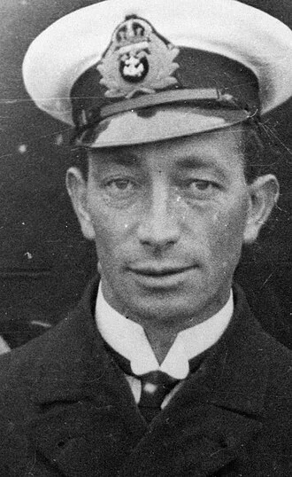 William Edward Sanders height profile photo