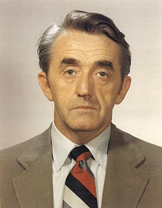 William Francis Buckley height profile photo