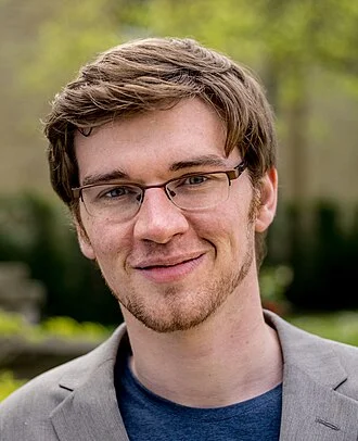 William MacAskill height profile photo