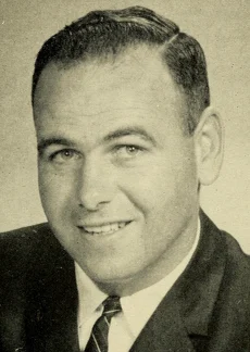William Q. MacLean Jr. height profile photo