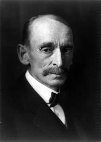William R. Day height profile photo