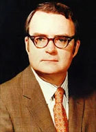 William Ruckelshaus height profile photo