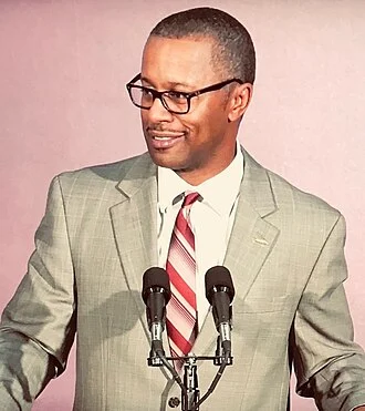 Willie Taggart height profile photo