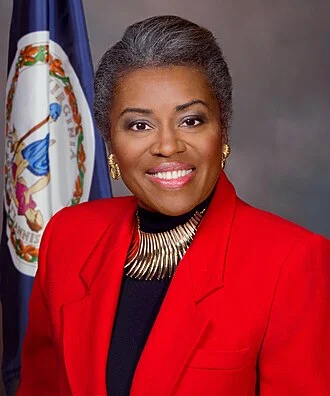 Winsome Earle-Sears height profile photo